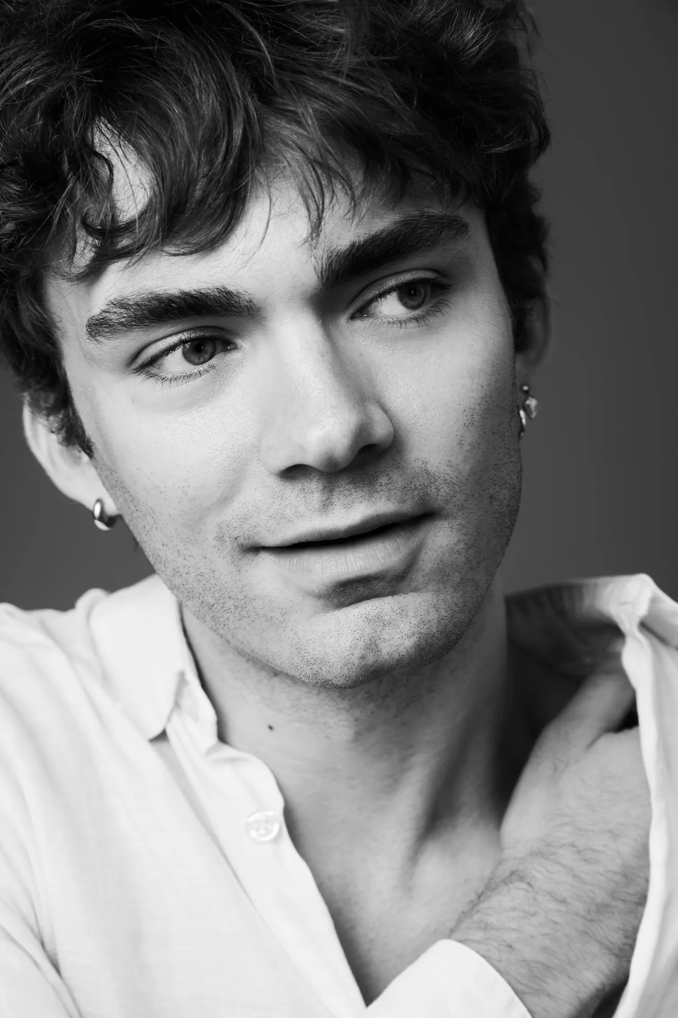 Black and white portrait photograph by Luke Tava Rodriguez